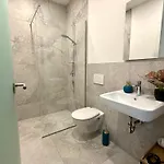 Goldstadt Luxe Studio- Schloessle * 普福尔茨海姆