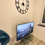 Goldstadt Luxe Studio- Schloessle 公寓 普福尔茨海姆